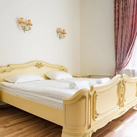 Old Town Cat Klaipėda