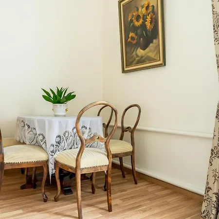 Old Town Cat * Klaipėda